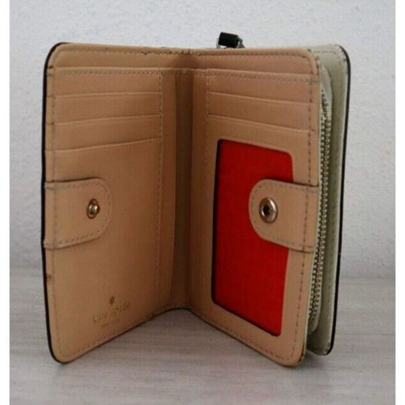 Kate Spade WLRU2212 Berkley Lane Cara Black/Porcelain Leather Zip Around Wallet - Picture 5 of 11